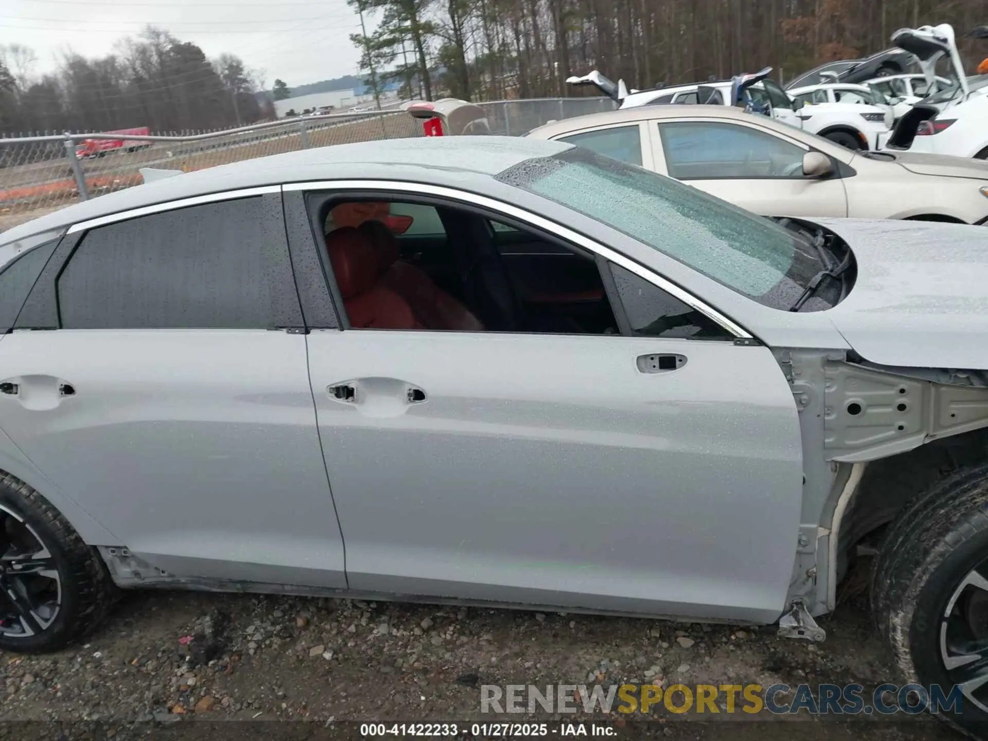 13 Photograph of a damaged car 5XXG64J23MG062565 KIA K5 2021