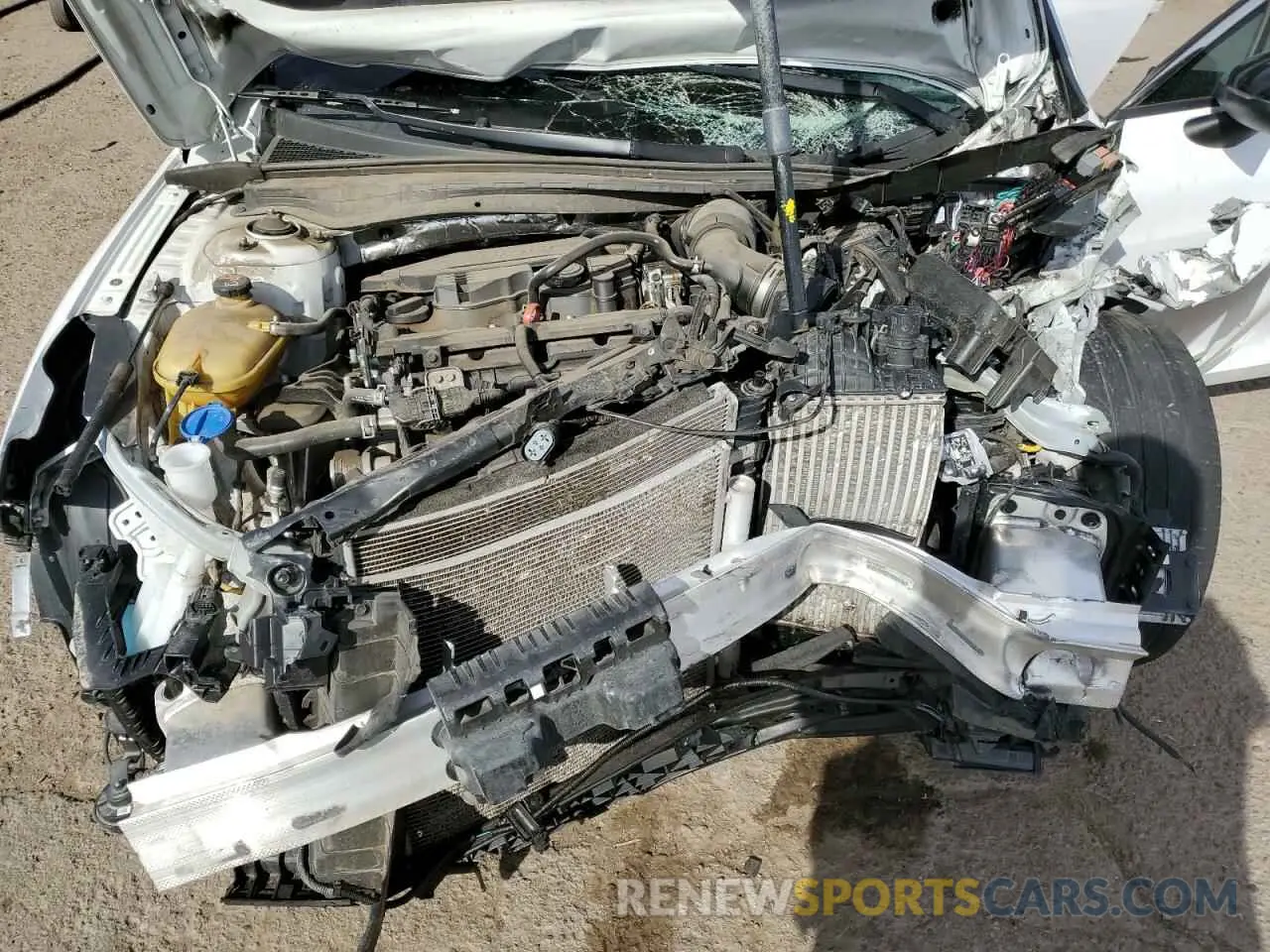 11 Photograph of a damaged car 5XXG64J23MG079740 KIA K5 2021