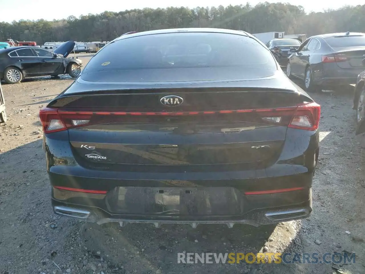 6 Photograph of a damaged car 5XXG64J25MG008846 KIA K5 2021