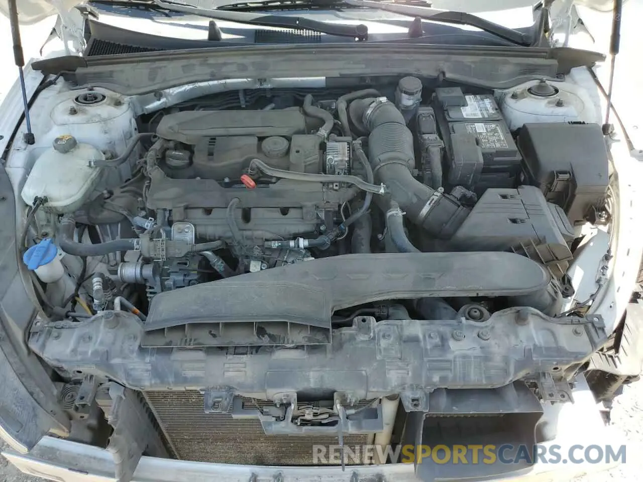 11 Photograph of a damaged car 5XXG64J25MG017448 KIA K5 2021