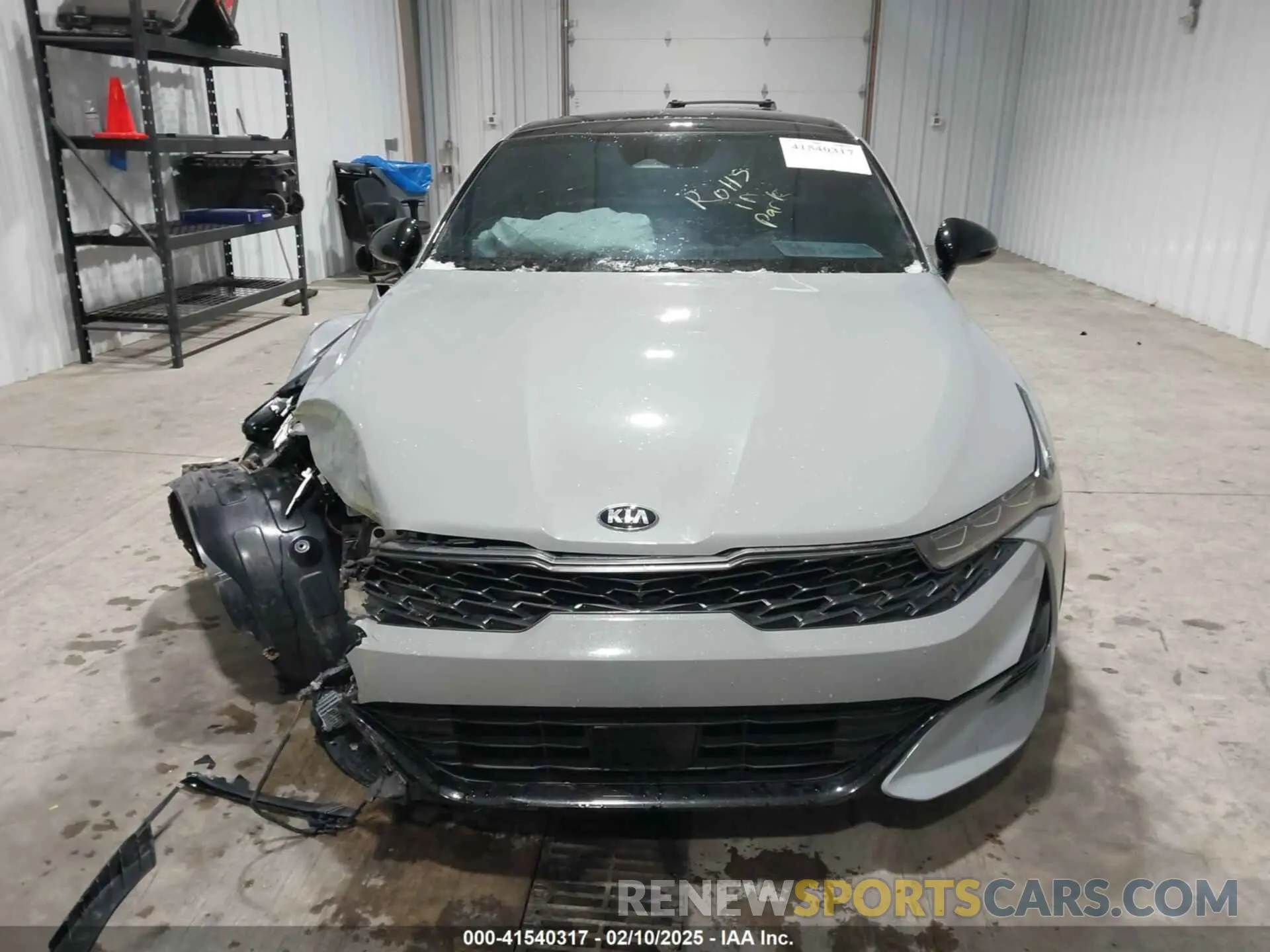 13 Photograph of a damaged car 5XXG64J25MG018566 KIA K5 2021
