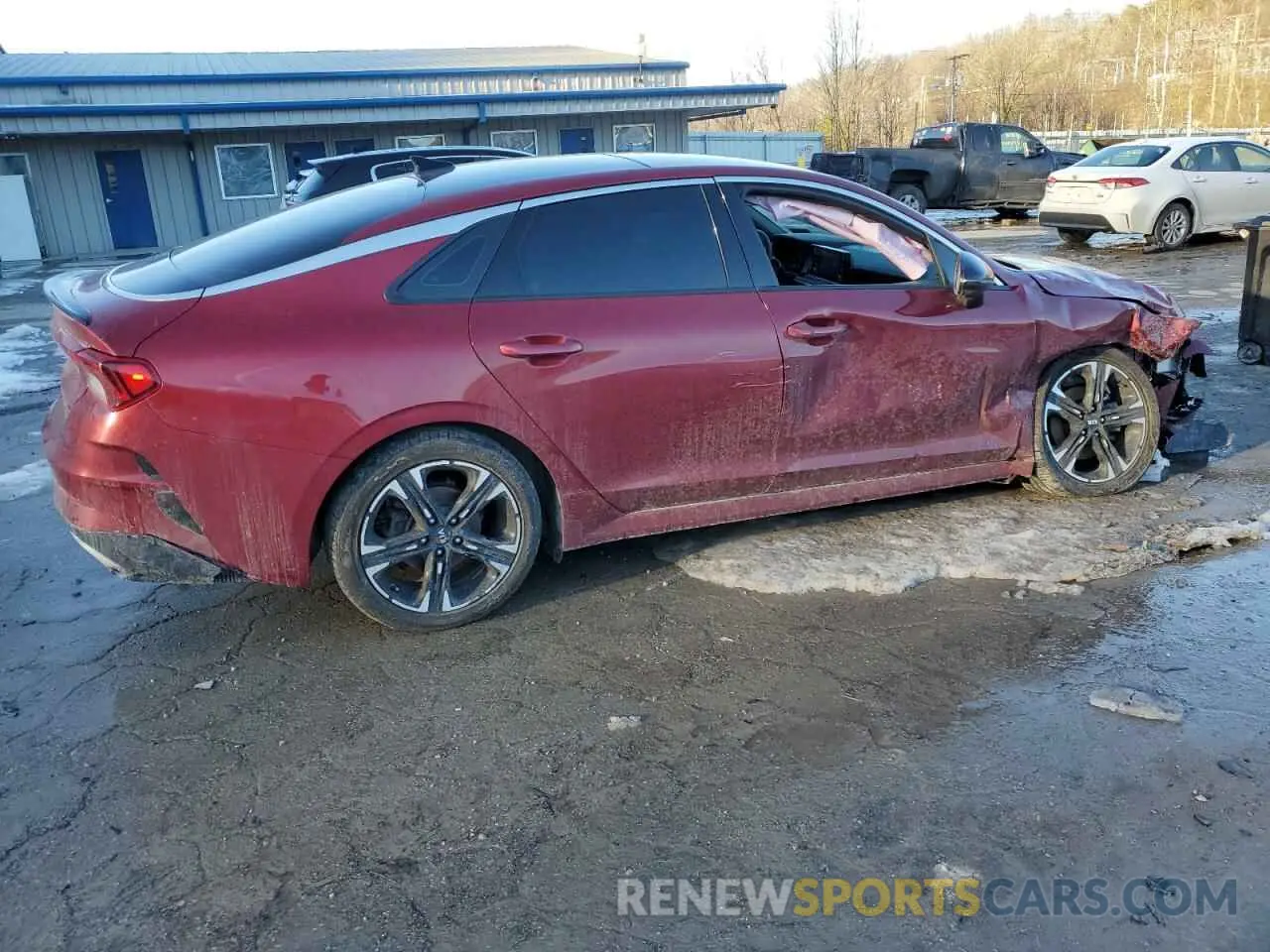3 Photograph of a damaged car 5XXG64J25MG081652 KIA K5 2021