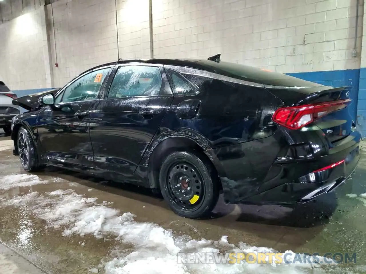 2 Photograph of a damaged car 5XXG64J26MG018608 KIA K5 2021