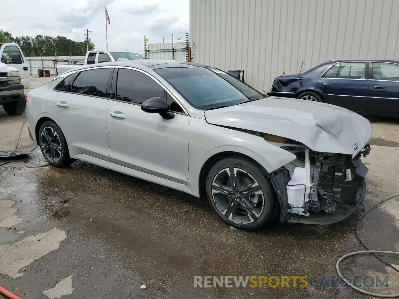 4 Photograph of a damaged car 5XXG64J26MG067470 KIA K5 2021