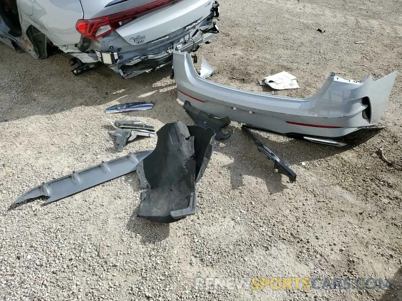 12 Photograph of a damaged car 5XXG64J27MG035403 KIA K5 2021