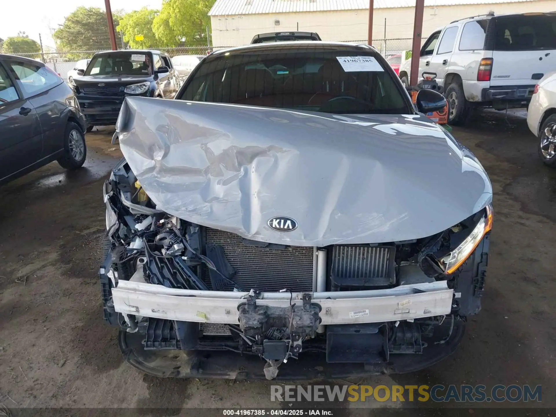 6 Photograph of a damaged car 5XXG64J27MG053562 KIA K5 2021