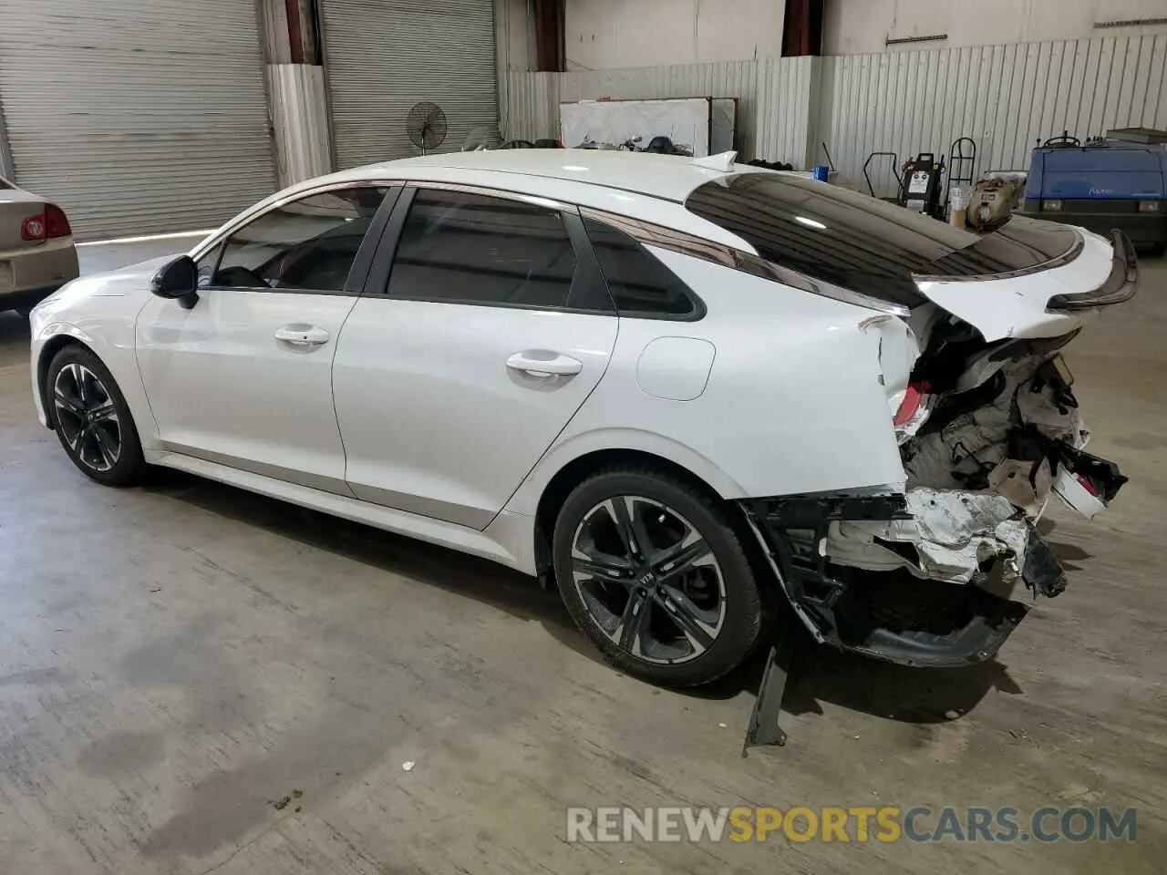 2 Photograph of a damaged car 5XXG64J28MG057359 KIA K5 2021