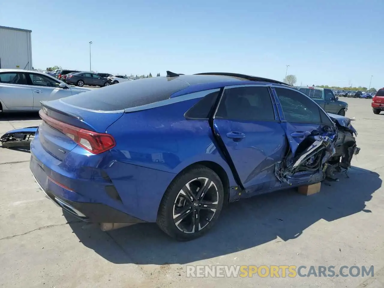 3 Photograph of a damaged car 5XXG64J28MG058561 KIA K5 2021