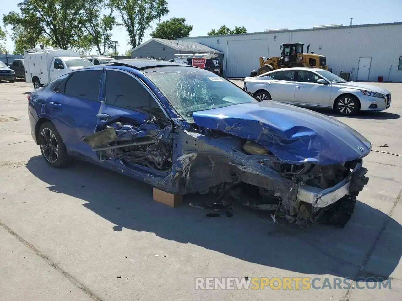 4 Photograph of a damaged car 5XXG64J28MG058561 KIA K5 2021