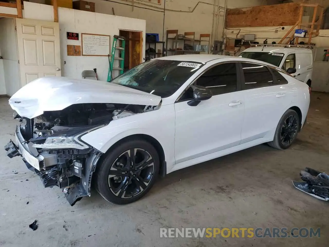 1 Photograph of a damaged car 5XXG64J28MG068653 KIA K5 2021