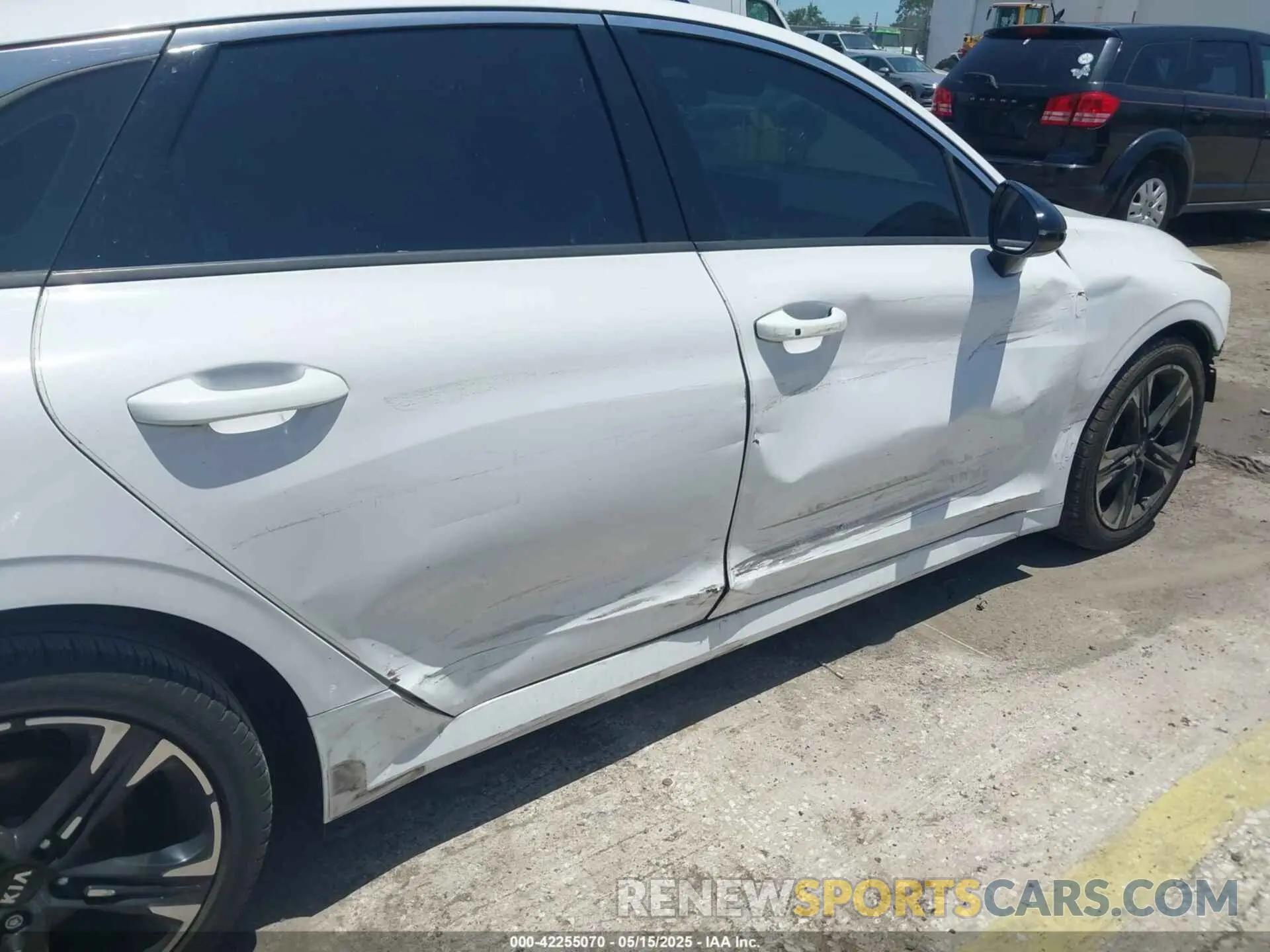 20 Photograph of a damaged car 5XXG64J28MG076011 KIA K5 2021