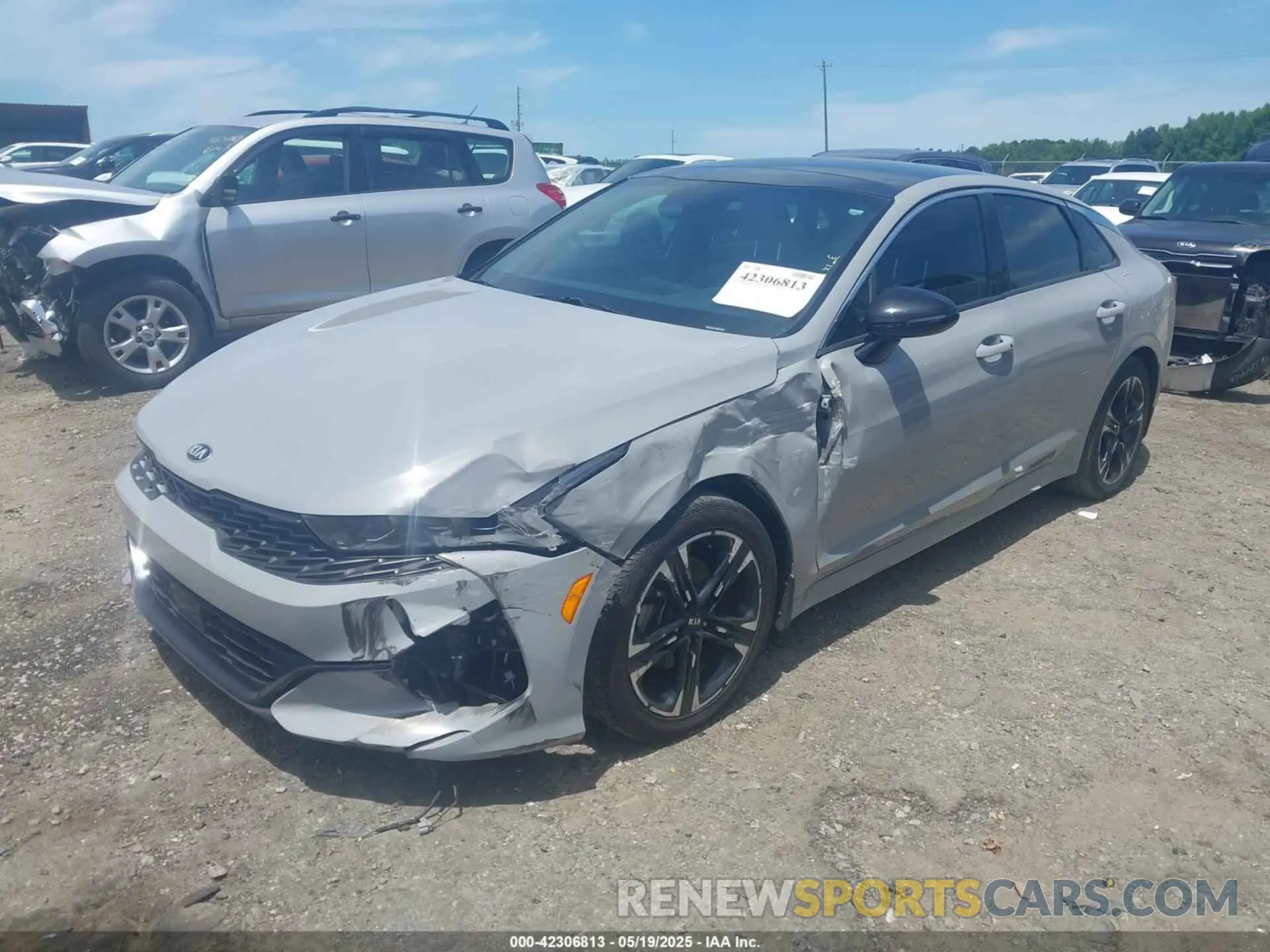 2 Photograph of a damaged car 5XXG64J28MG080334 KIA K5 2021