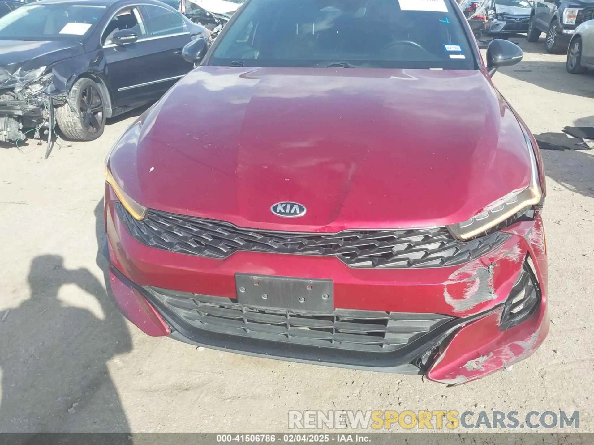 12 Photograph of a damaged car 5XXG64J29MG018344 KIA K5 2021