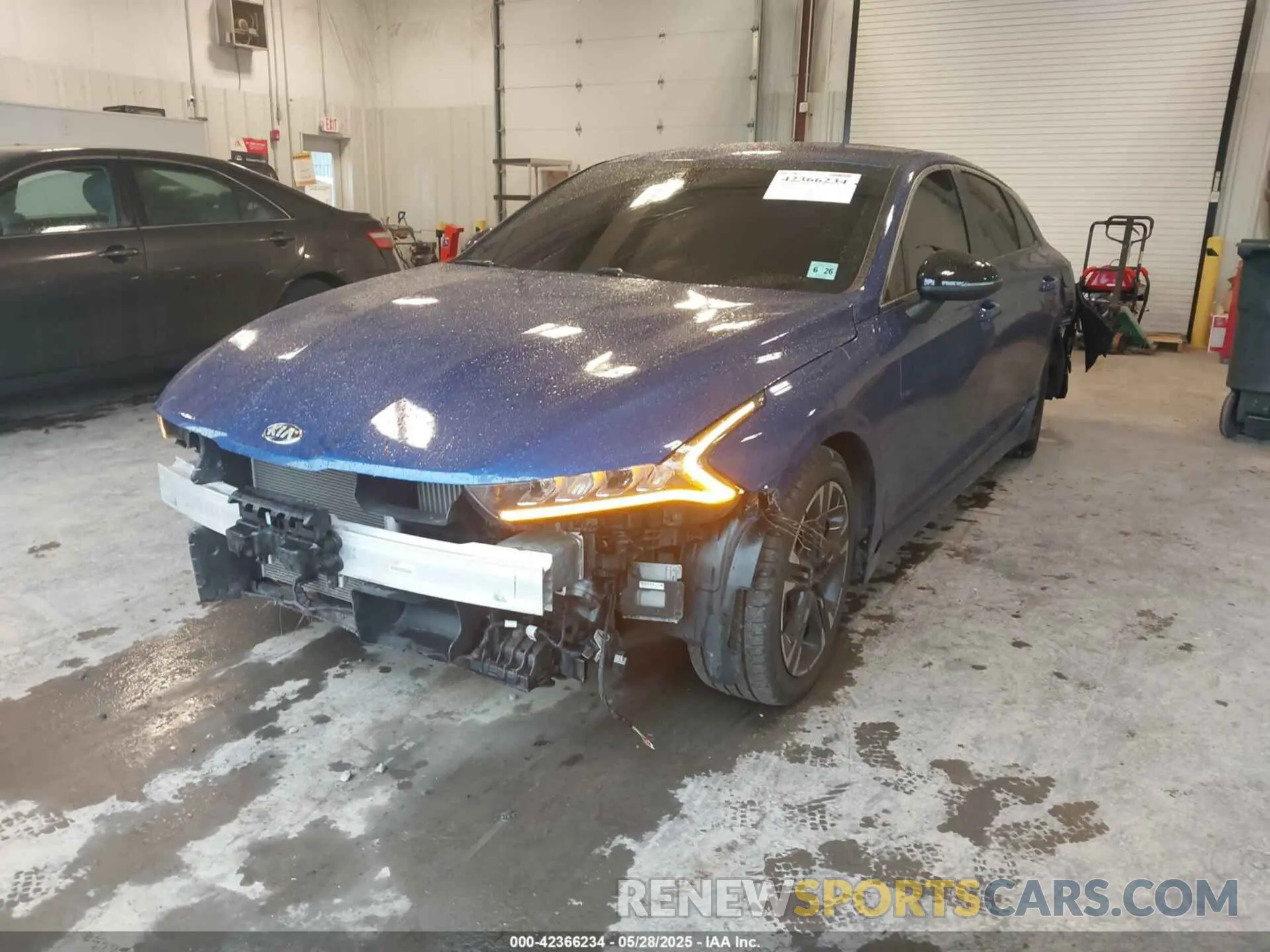 2 Photograph of a damaged car 5XXG64J29MG028601 KIA K5 2021