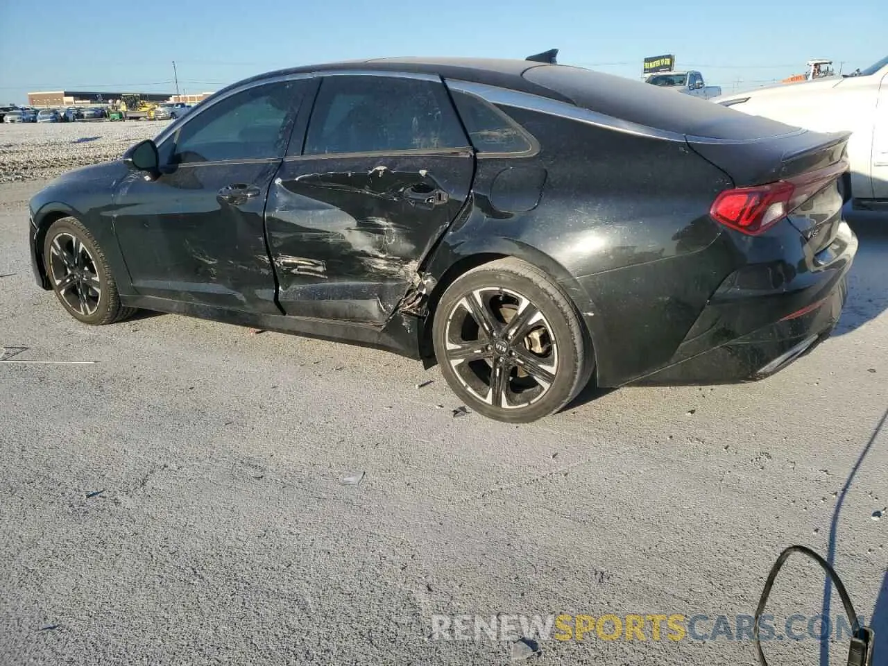 2 Photograph of a damaged car 5XXG64J29MG046046 KIA K5 2021