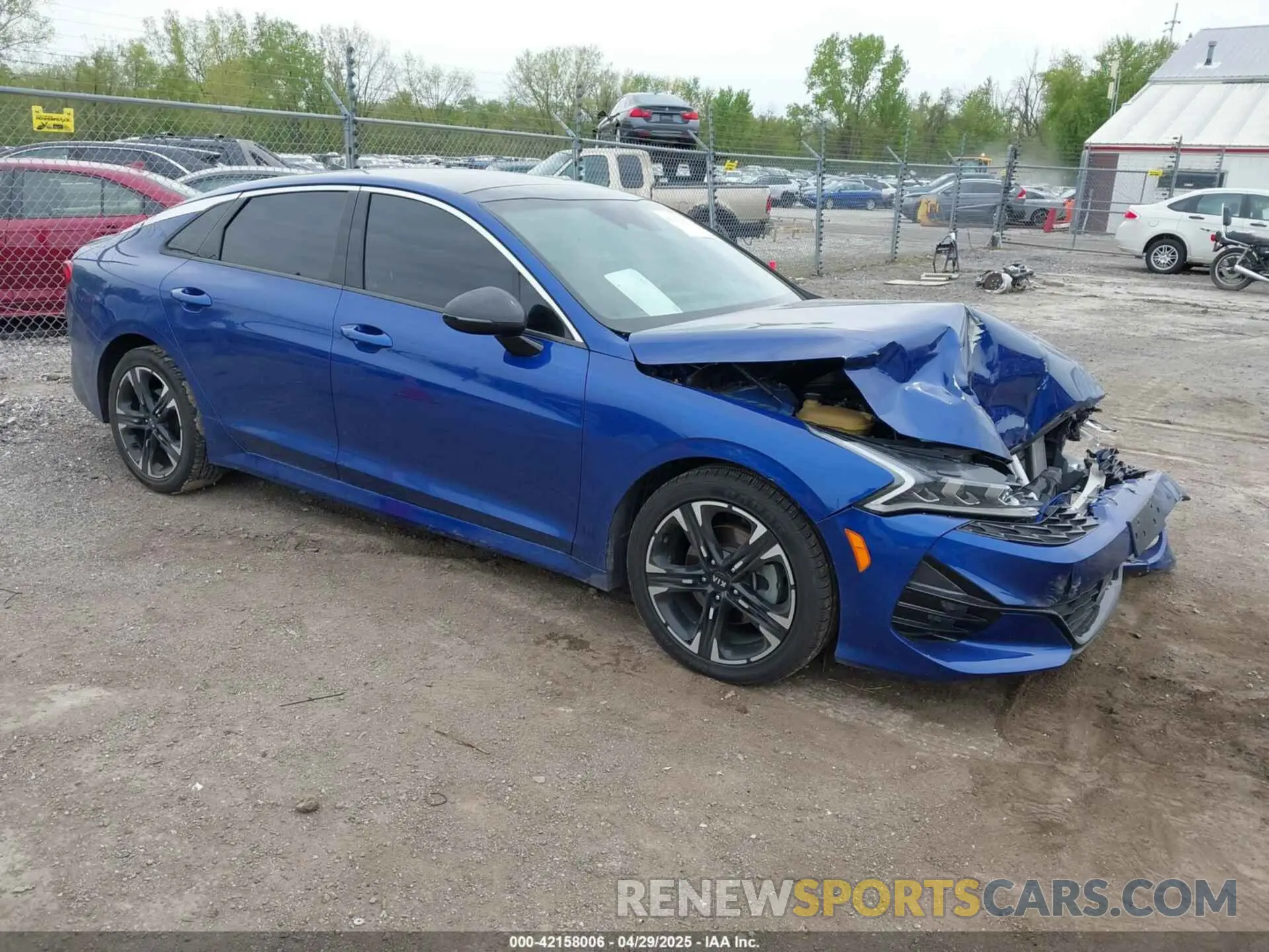 1 Photograph of a damaged car 5XXG64J2XMG033368 KIA K5 2021