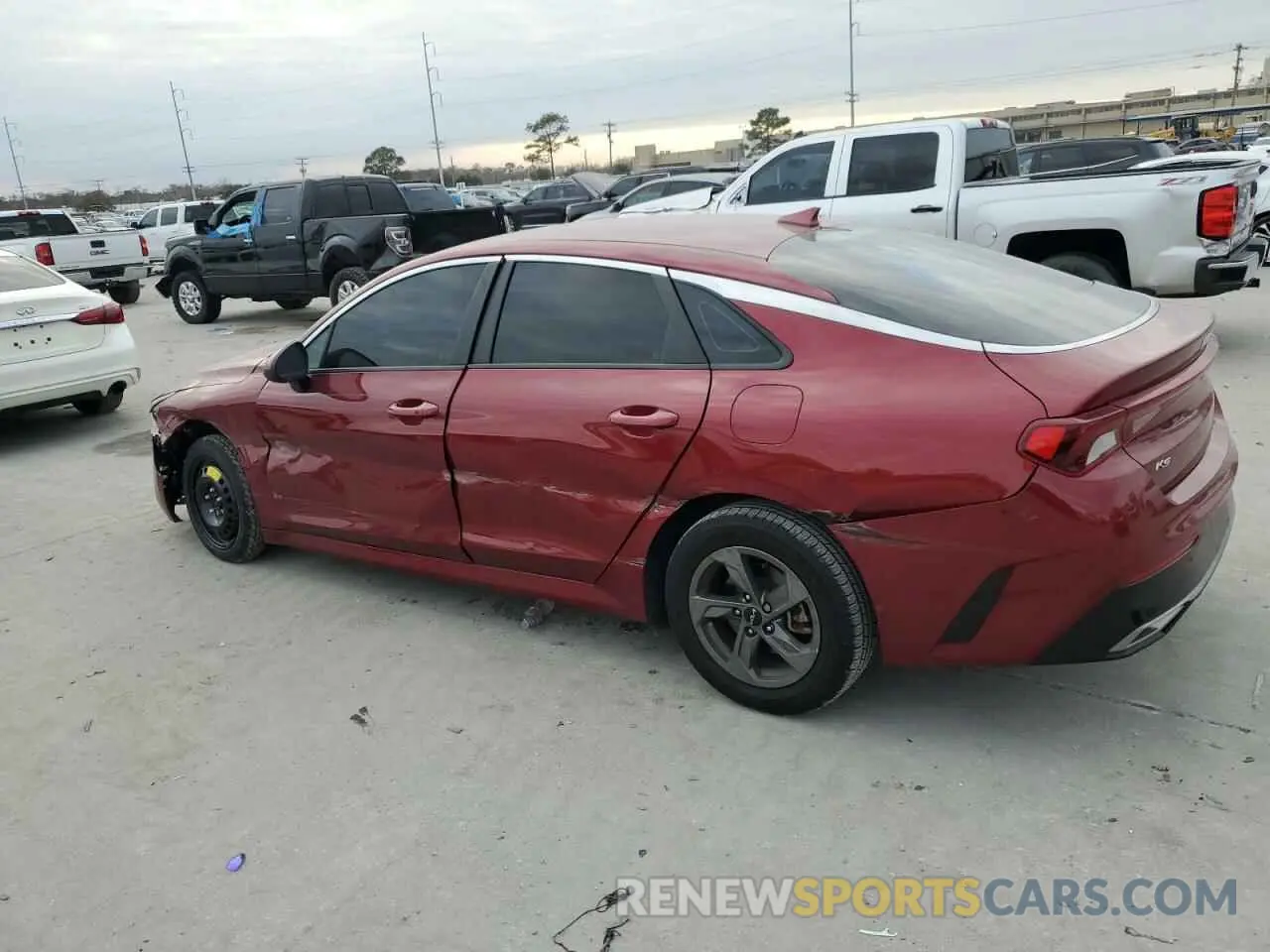 2 Photograph of a damaged car 5XXG14J20NG085334 KIA K5 2022