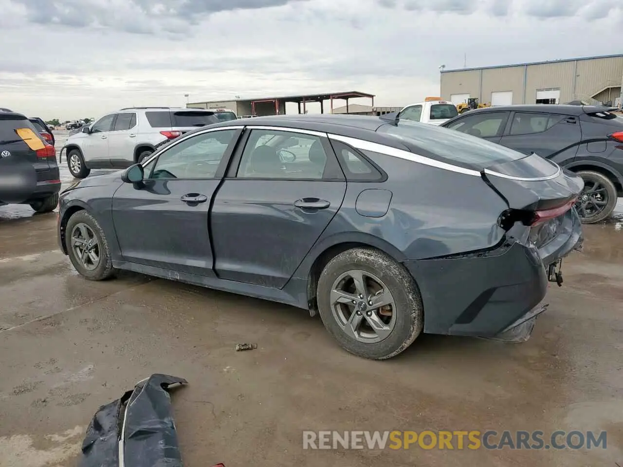 2 Photograph of a damaged car 5XXG14J20NG088640 KIA K5 2022