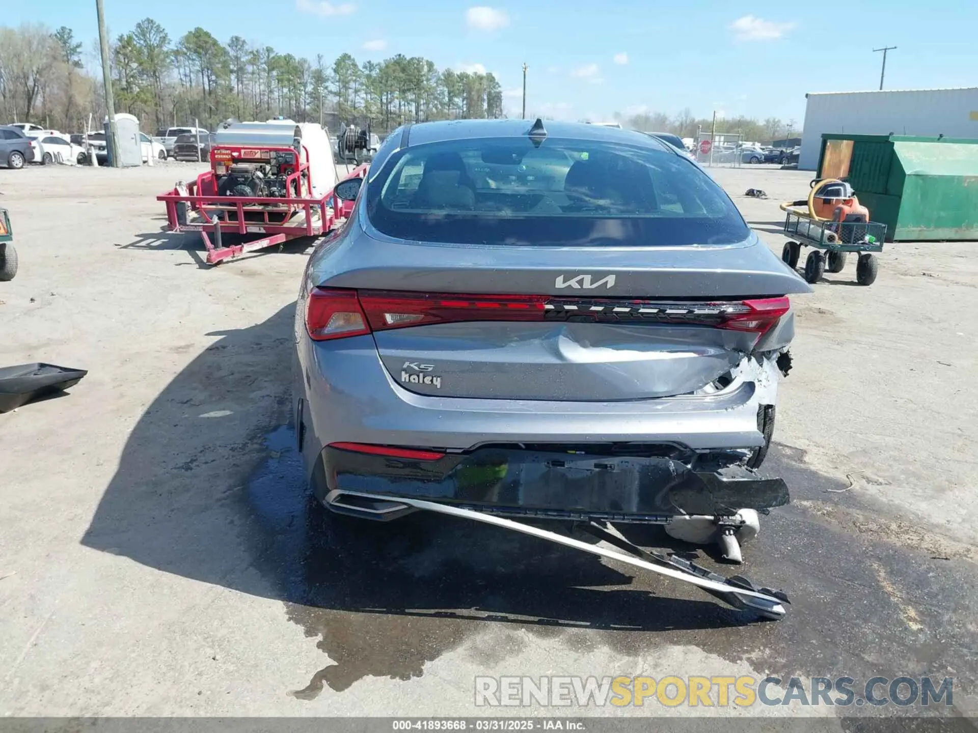 16 Photograph of a damaged car 5XXG14J20NG159996 KIA K5 2022