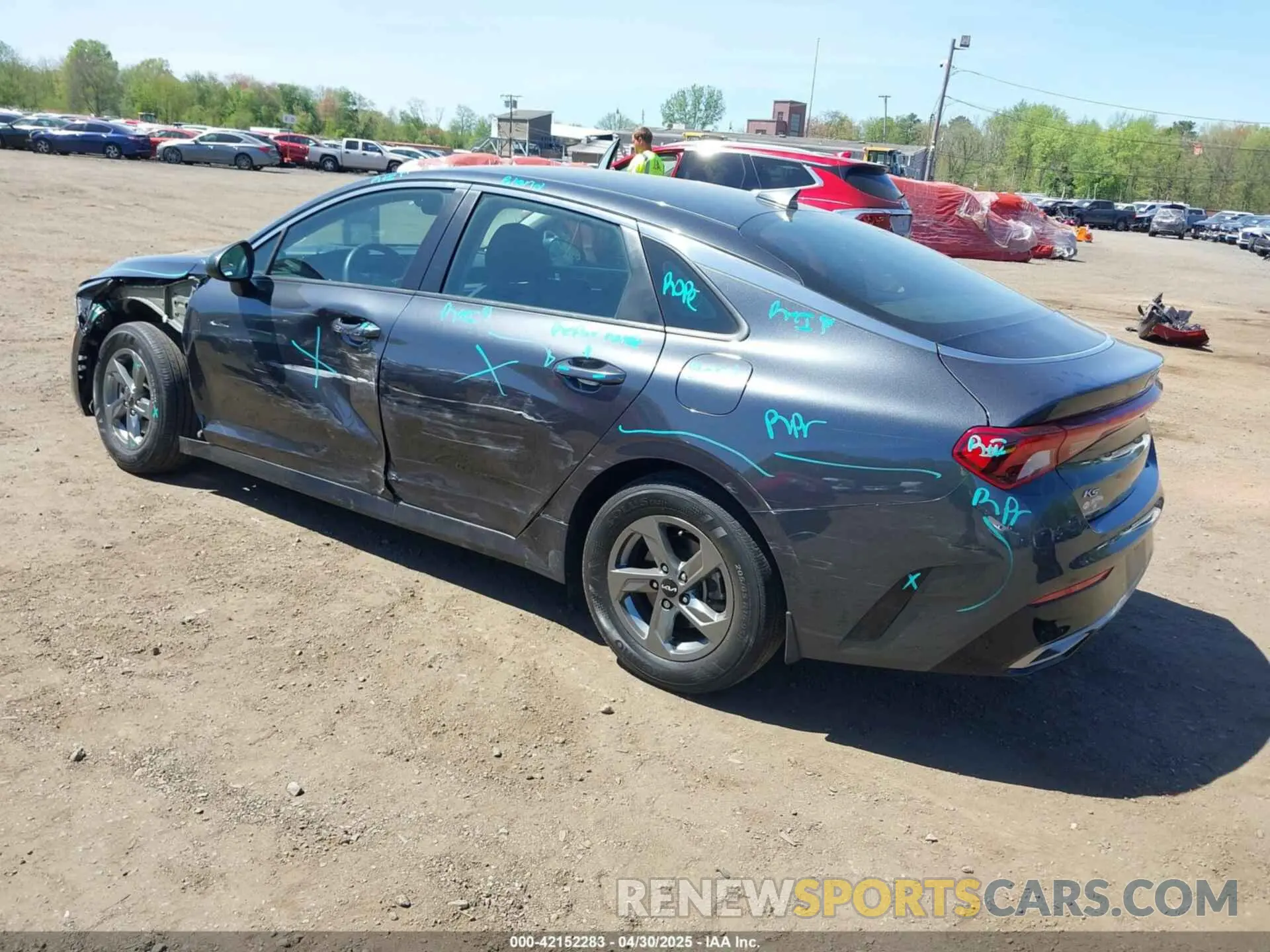 3 Photograph of a damaged car 5XXG14J21NG118938 KIA K5 2022
