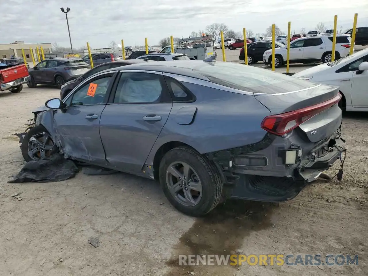 2 Photograph of a damaged car 5XXG14J21NG144410 KIA K5 2022