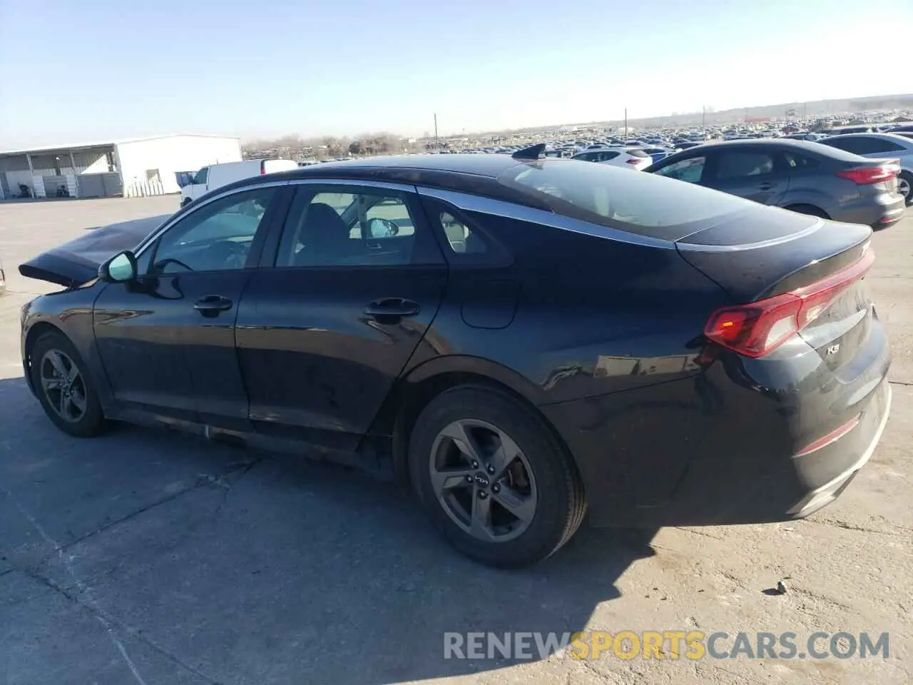 2 Photograph of a damaged car 5XXG14J22NG087411 KIA K5 2022