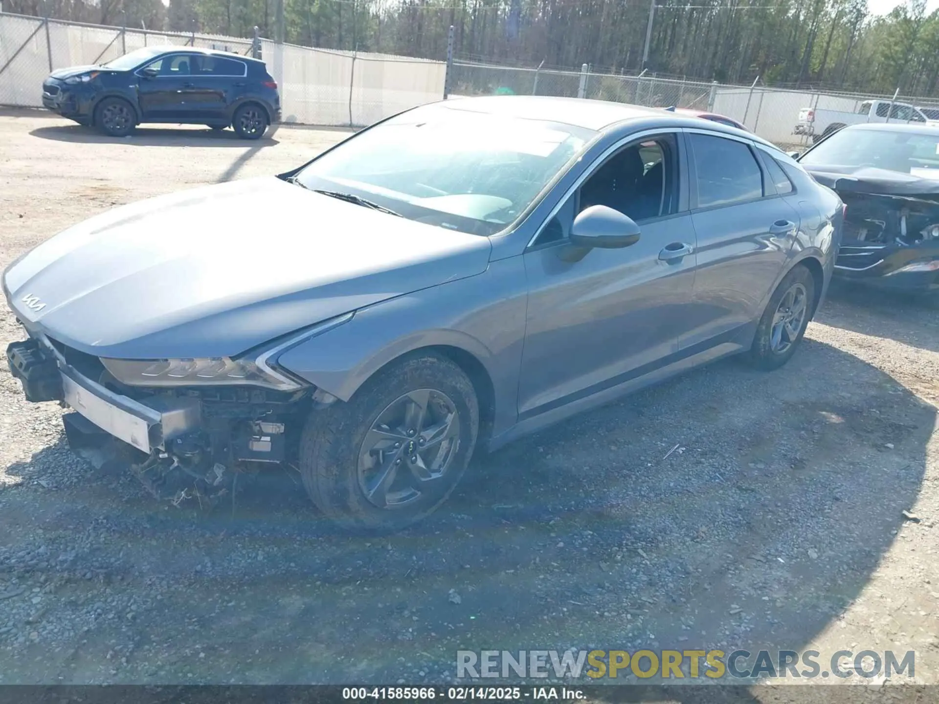 2 Photograph of a damaged car 5XXG14J22NG089675 KIA K5 2022