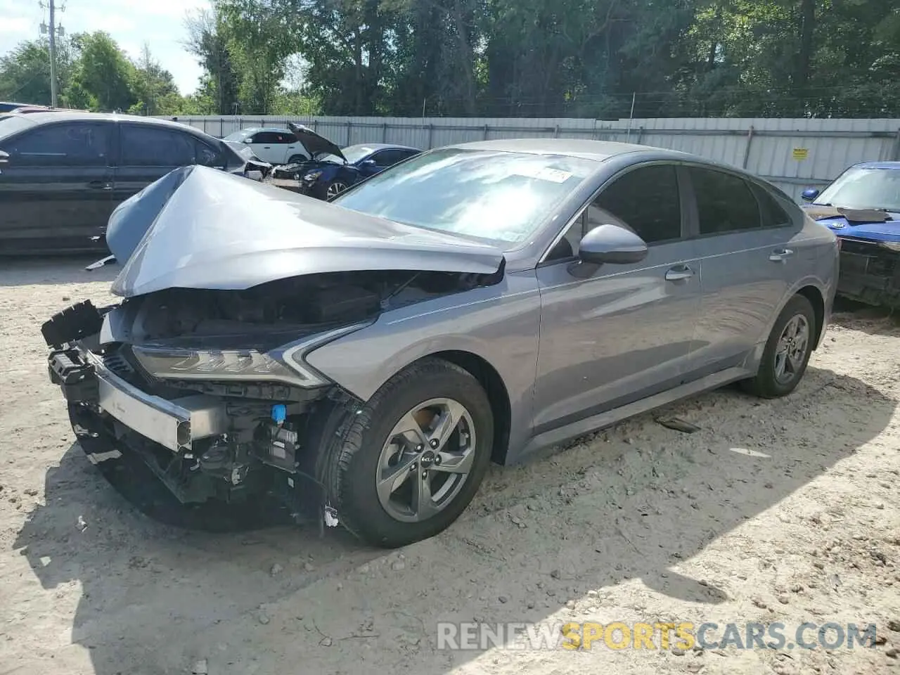 1 Photograph of a damaged car 5XXG14J23NG139967 KIA K5 2022