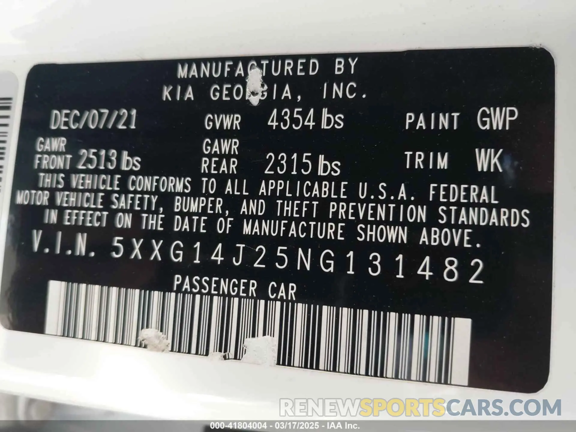 9 Photograph of a damaged car 5XXG14J25NG131482 KIA K5 2022