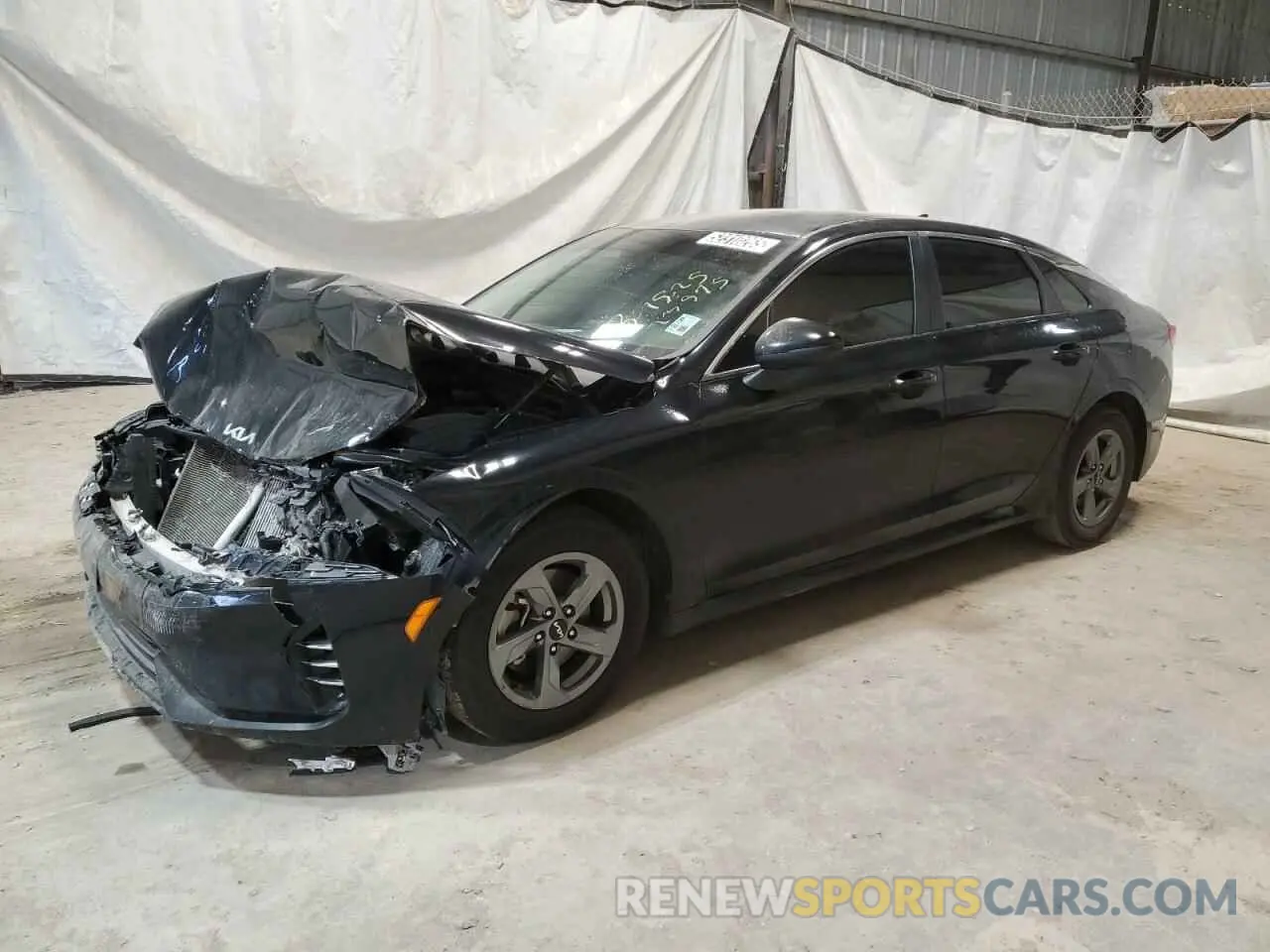 1 Photograph of a damaged car 5XXG14J25NG139324 KIA K5 2022