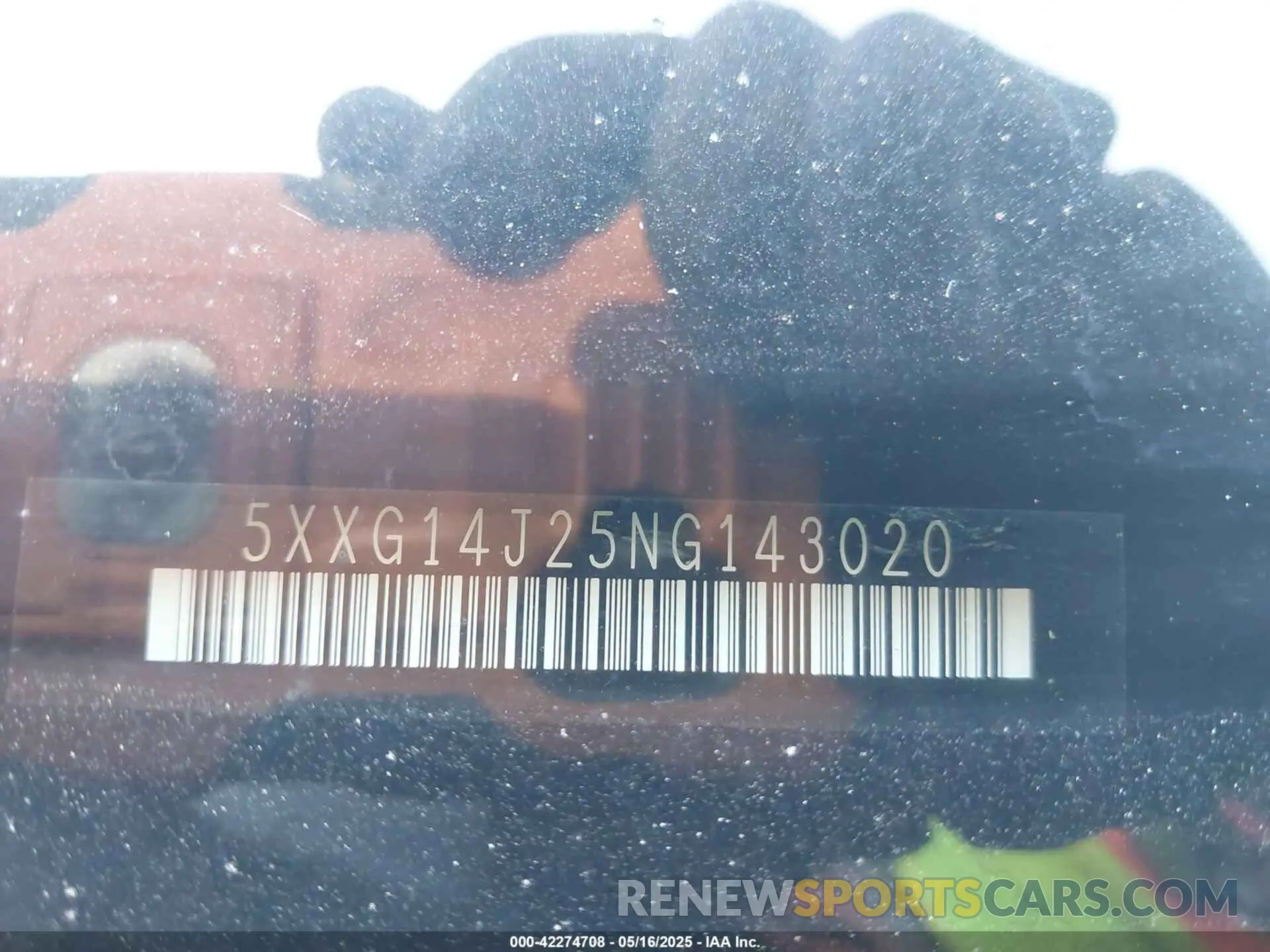 9 Photograph of a damaged car 5XXG14J25NG143020 KIA K5 2022