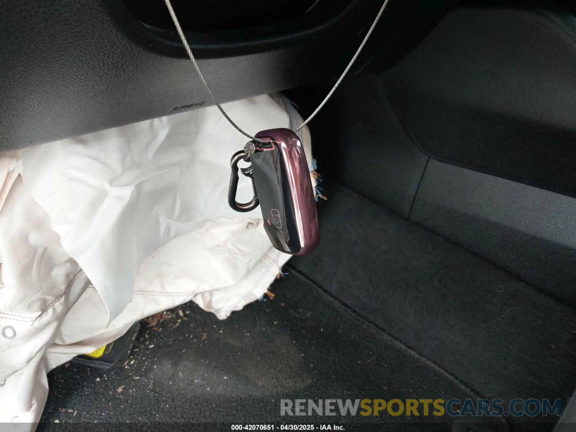11 Photograph of a damaged car 5XXG14J25NG146189 KIA K5 2022