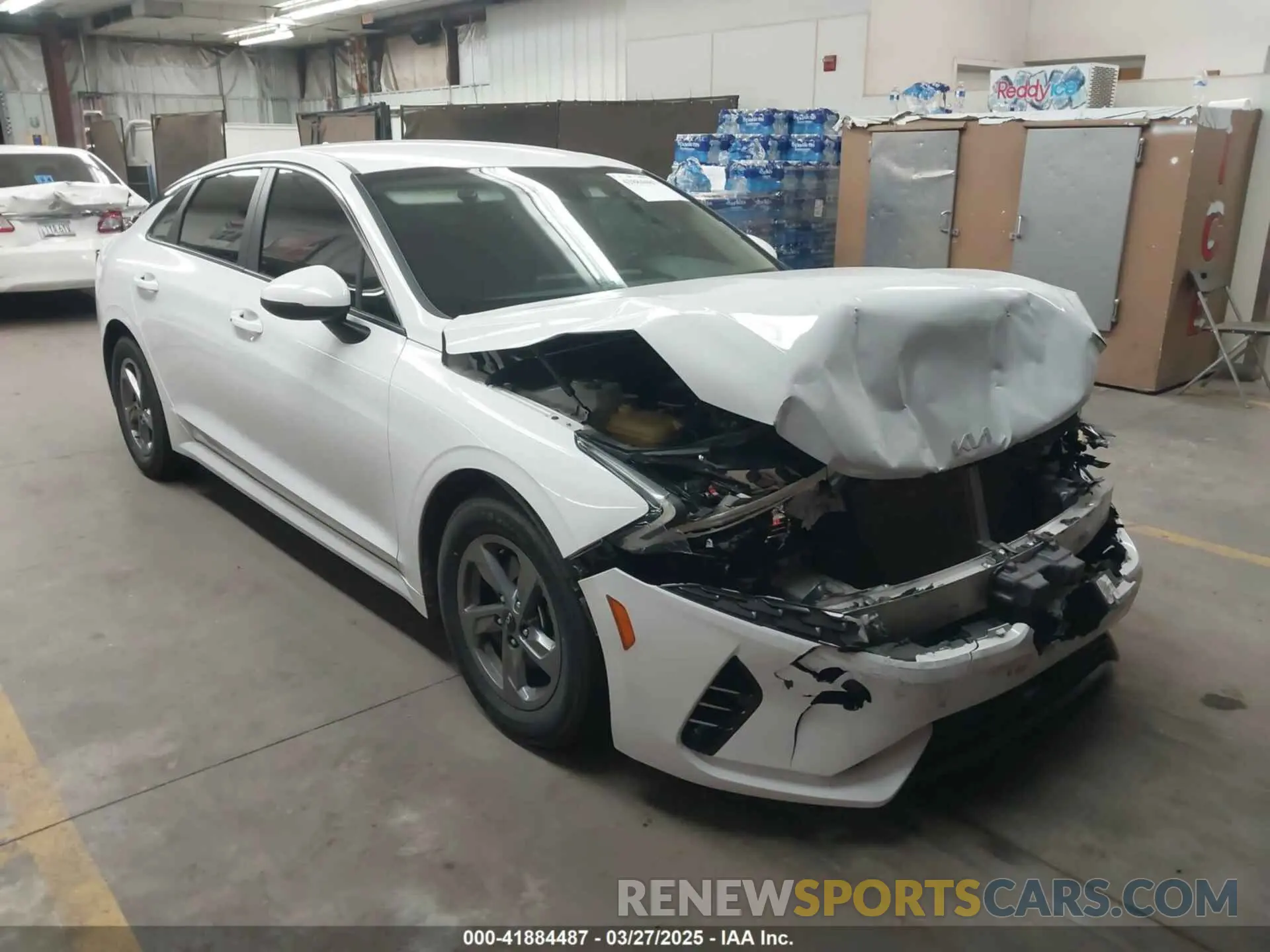 1 Photograph of a damaged car 5XXG14J26NG097455 KIA K5 2022