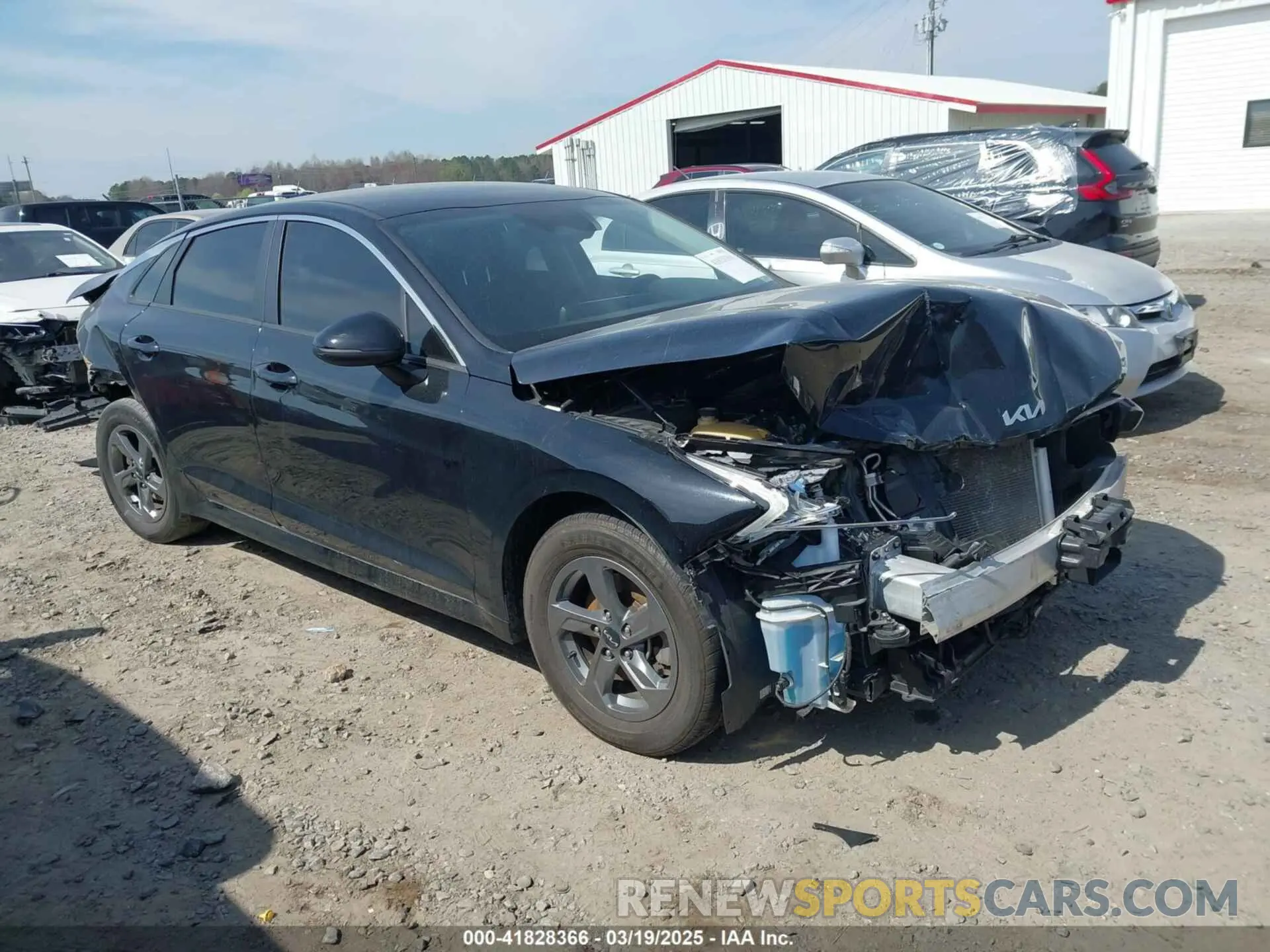 1 Photograph of a damaged car 5XXG14J26NG123276 KIA K5 2022