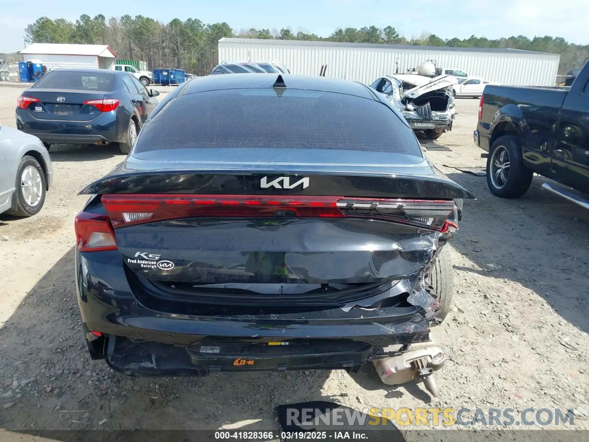 17 Photograph of a damaged car 5XXG14J26NG123276 KIA K5 2022