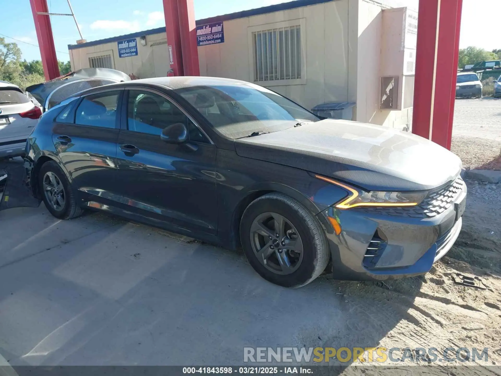 13 Photograph of a damaged car 5XXG14J26NG135699 KIA K5 2022