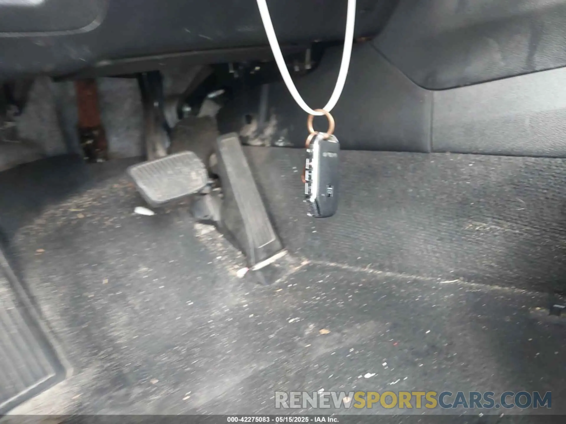 11 Photograph of a damaged car 5XXG14J27NG164807 KIA K5 2022