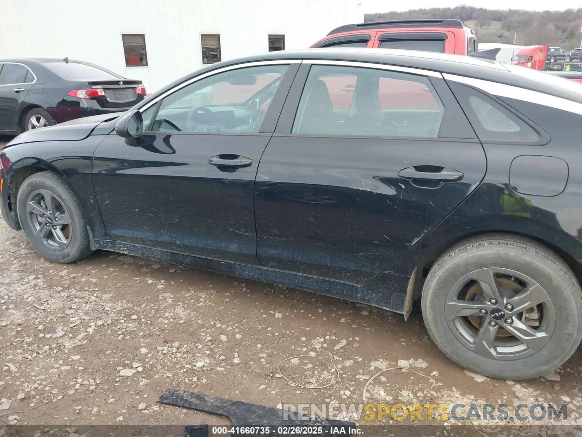 15 Photograph of a damaged car 5XXG14J28NG121187 KIA K5 2022