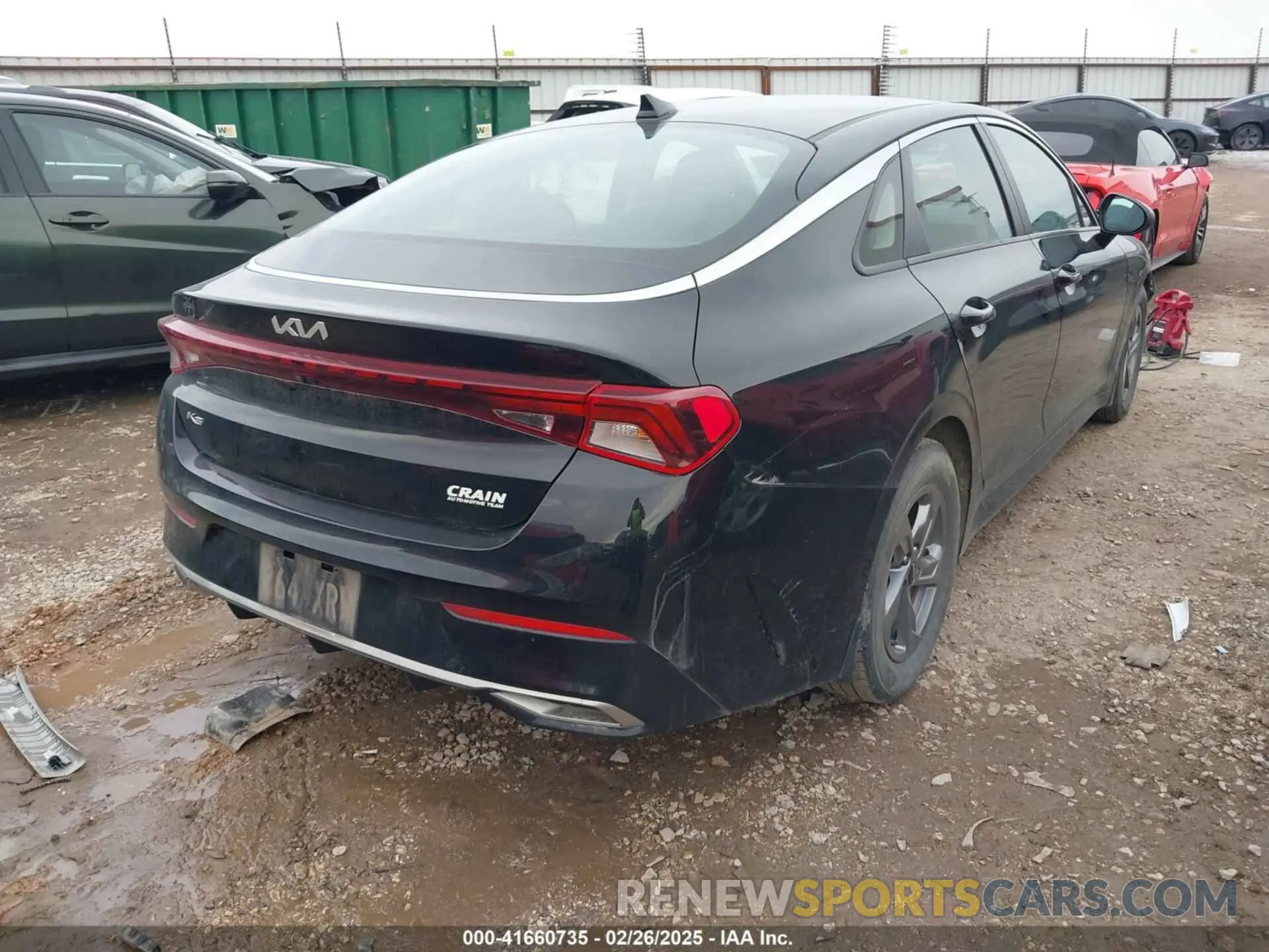 4 Photograph of a damaged car 5XXG14J28NG121187 KIA K5 2022