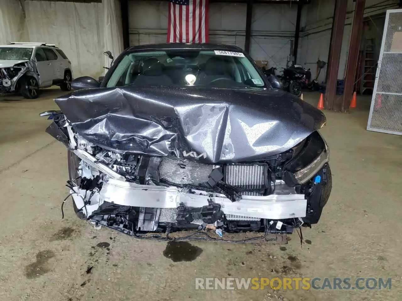 5 Photograph of a damaged car 5XXG14J29NG113826 KIA K5 2022