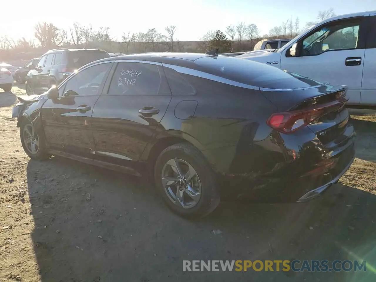 2 Photograph of a damaged car 5XXG14J2XNG139447 KIA K5 2022