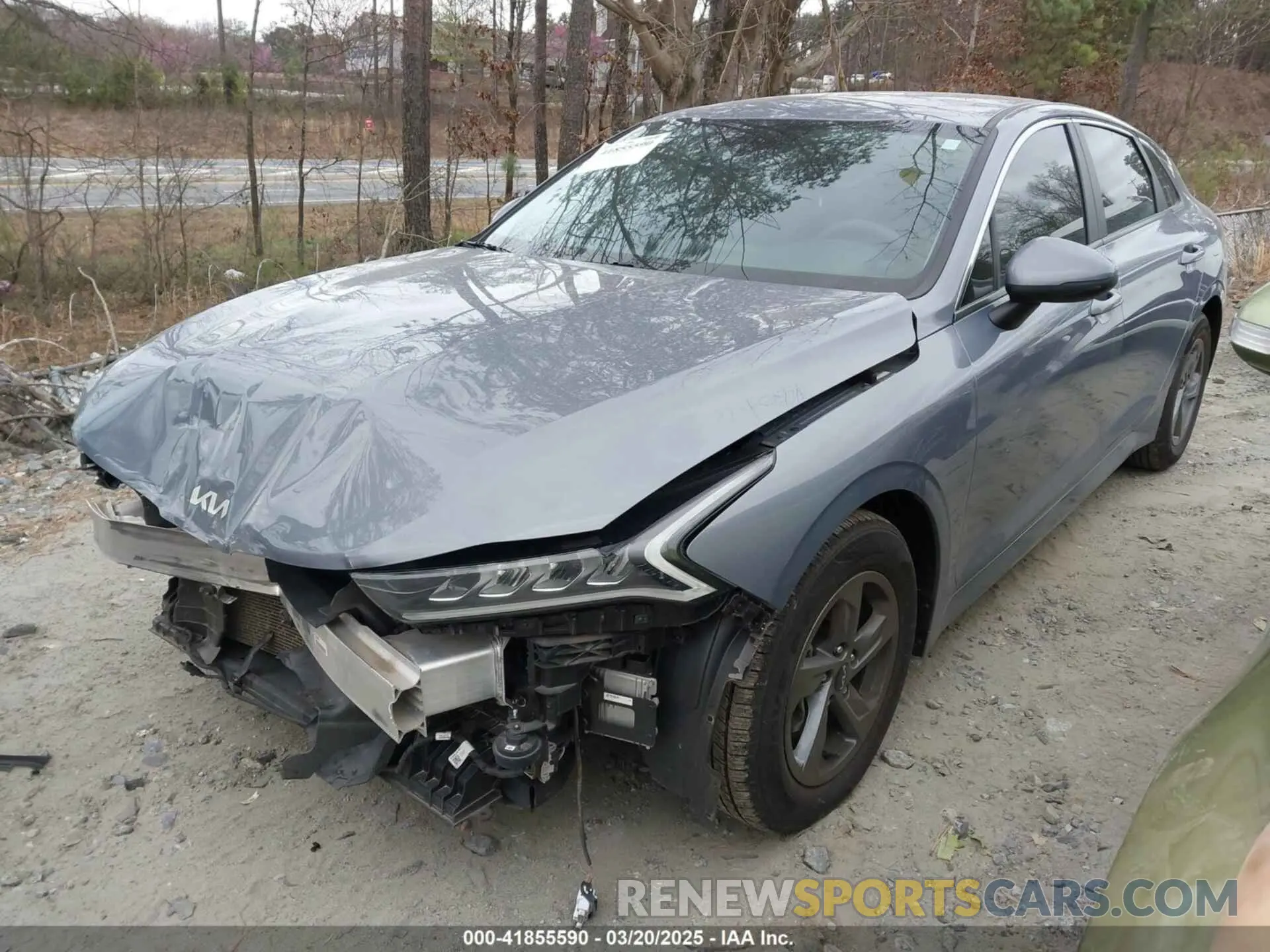2 Photograph of a damaged car 5XXG24J22NG126236 KIA K5 2022