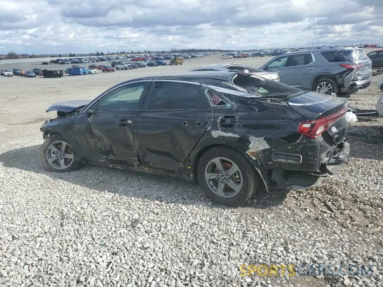 2 Photograph of a damaged car 5XXG24J22NG126771 KIA K5 2022