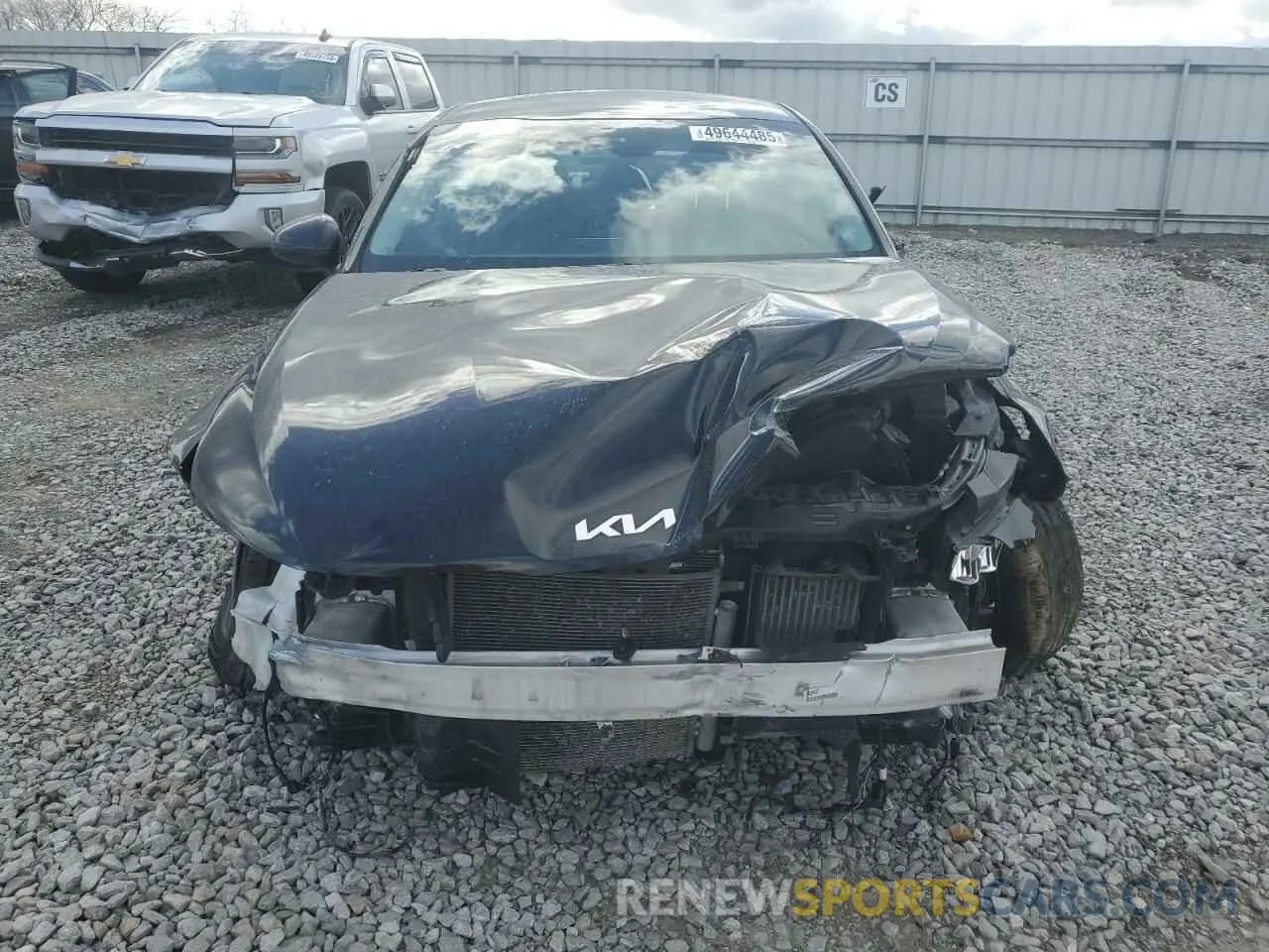 5 Photograph of a damaged car 5XXG24J22NG126771 KIA K5 2022