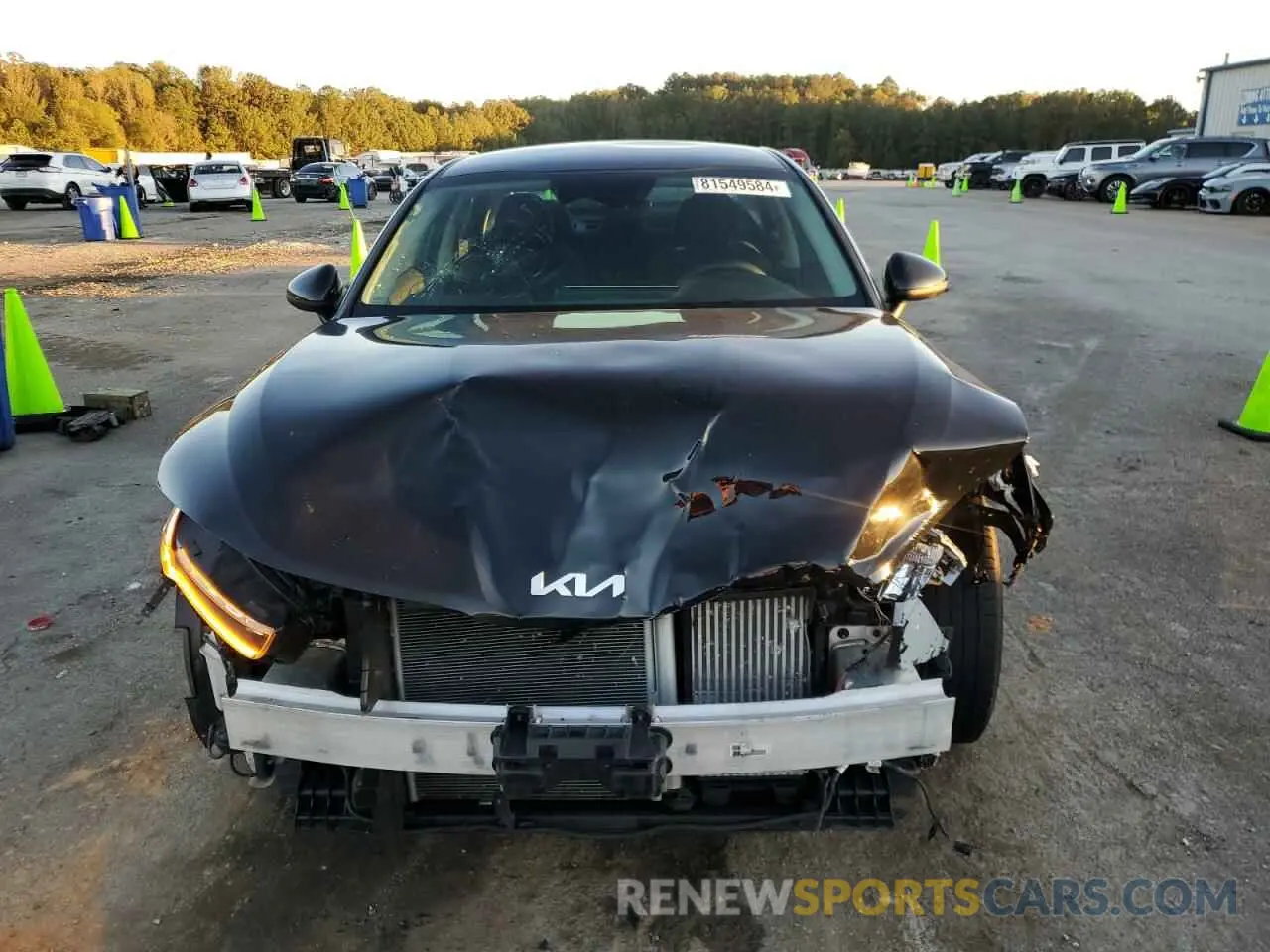 5 Photograph of a damaged car 5XXG24J26NG100187 KIA K5 2022