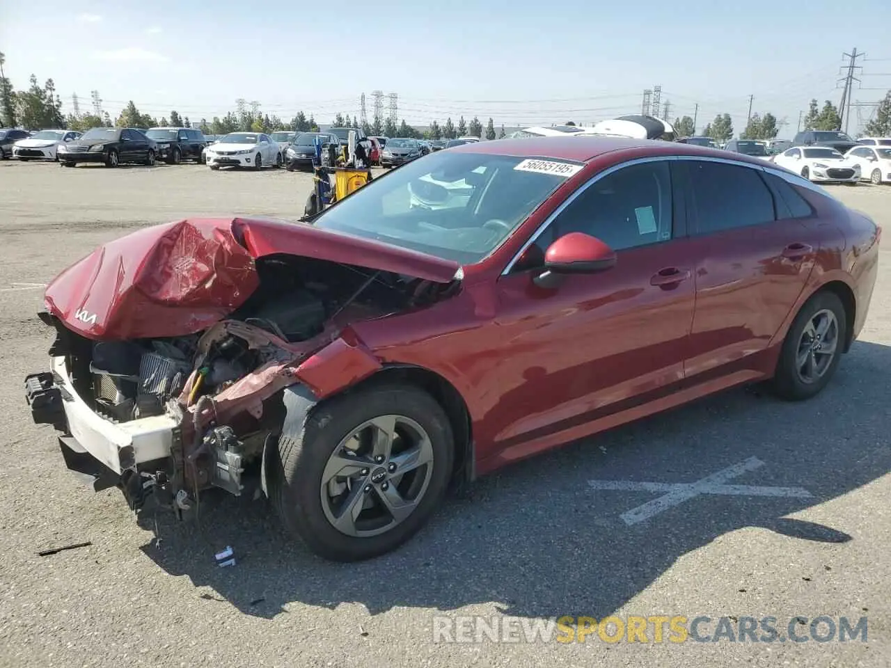 1 Photograph of a damaged car 5XXG24J29NG098970 KIA K5 2022
