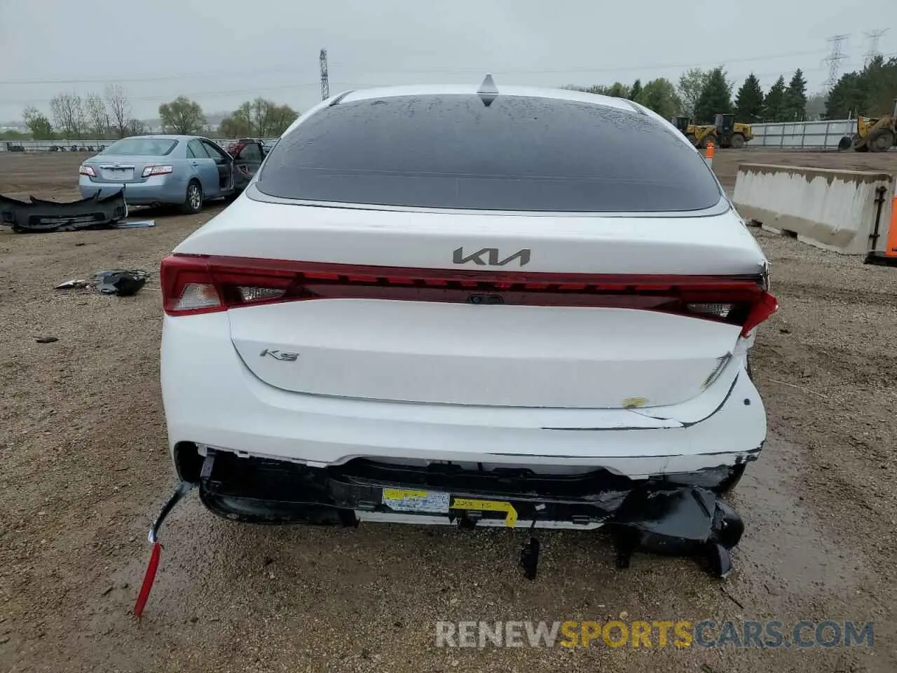 6 Photograph of a damaged car 5XXG24J2XNG088691 KIA K5 2022