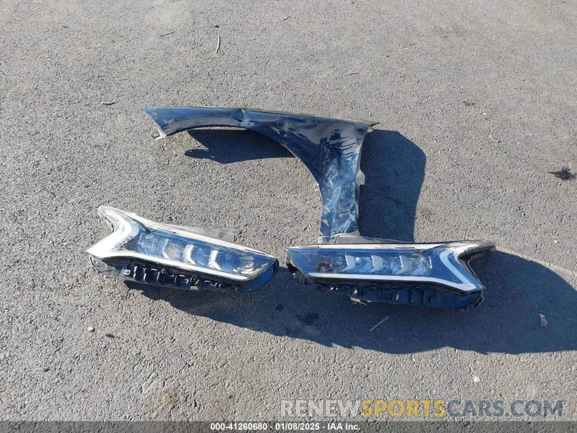 18 Photograph of a damaged car 5XXG34J24NG109886 KIA K5 2022