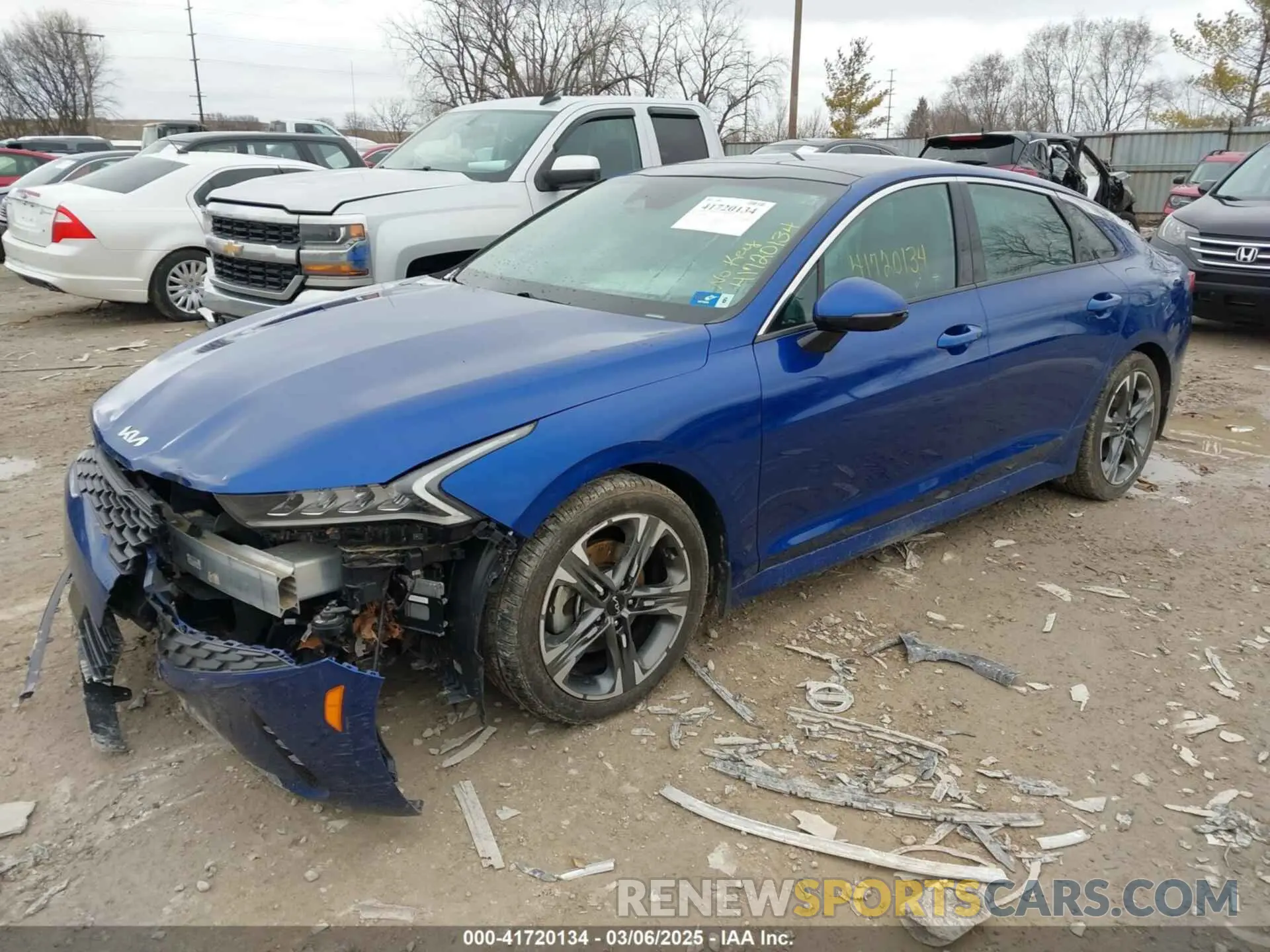 2 Photograph of a damaged car 5XXG34J28NG086208 KIA K5 2022