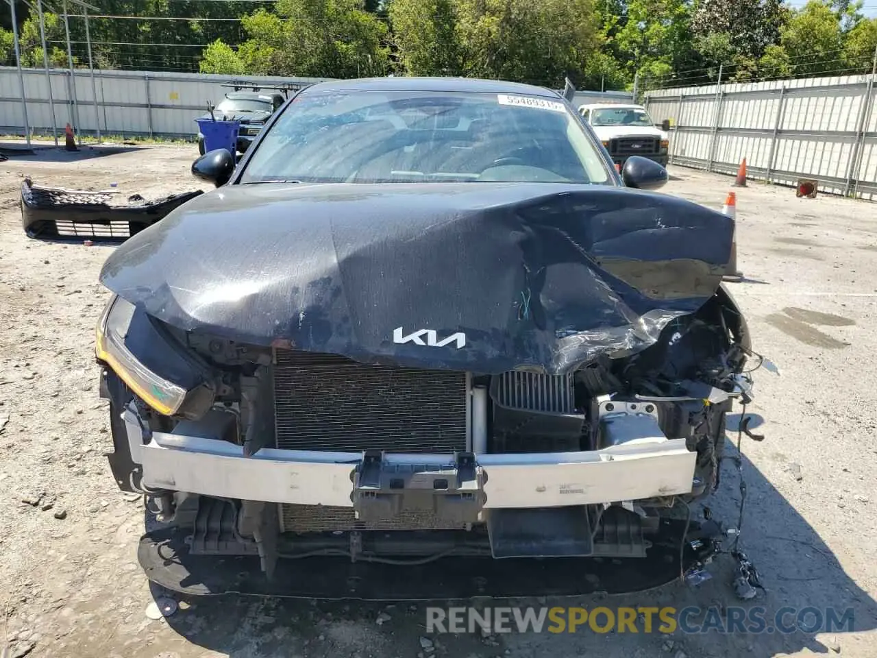 5 Photograph of a damaged car 5XXG34J2XNG088056 KIA K5 2022
